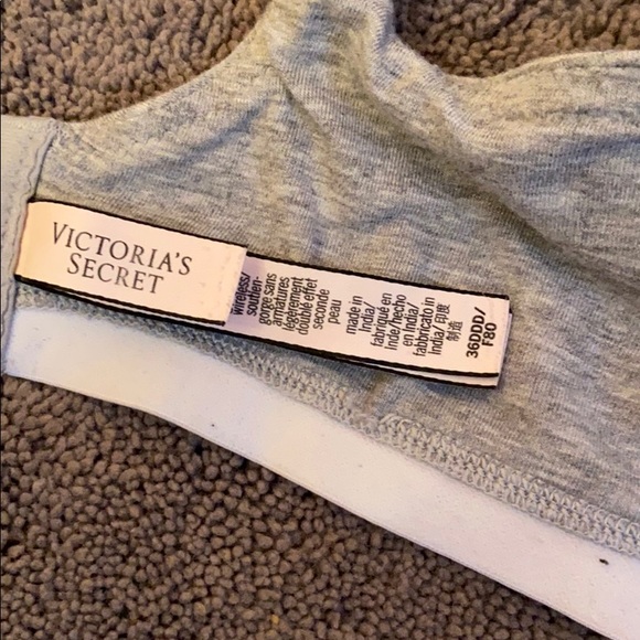 Grey Victoria’s Secret bra - Picture 3 of 3